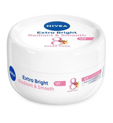 Nivea Extra Bright Radiant & Smooth Cream UV Filter Super Food
